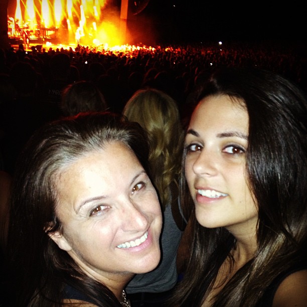 969790_10151773734641690_1427287566_n